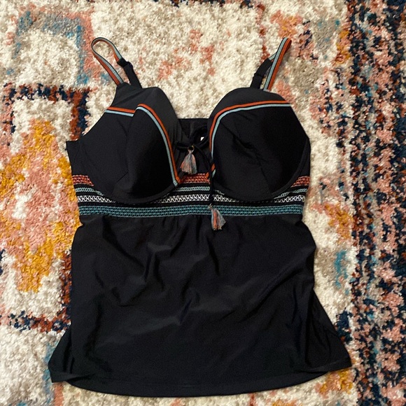 Cacique 46DD swimsuit top - Picture 2 of 5